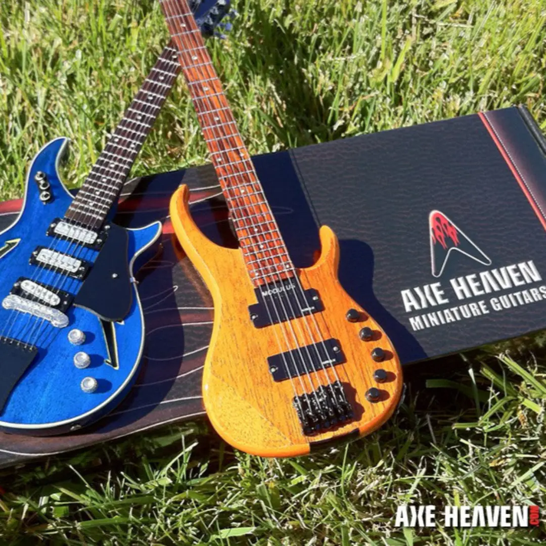 Bob Weir Posters, Books, Vinyl, Photography, Mini Guitars, & Relix Back Issues